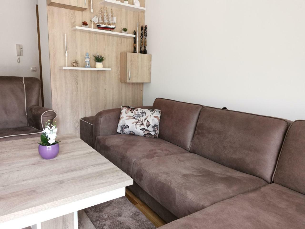 Apartman Maximus บุดวา ภายนอก รูปภาพ